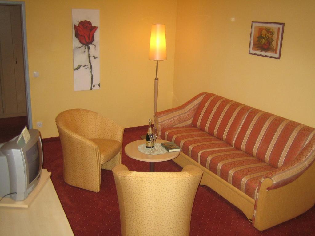 Landhotel Stofflerwirt Sankt Michael im Lungau Ruang foto