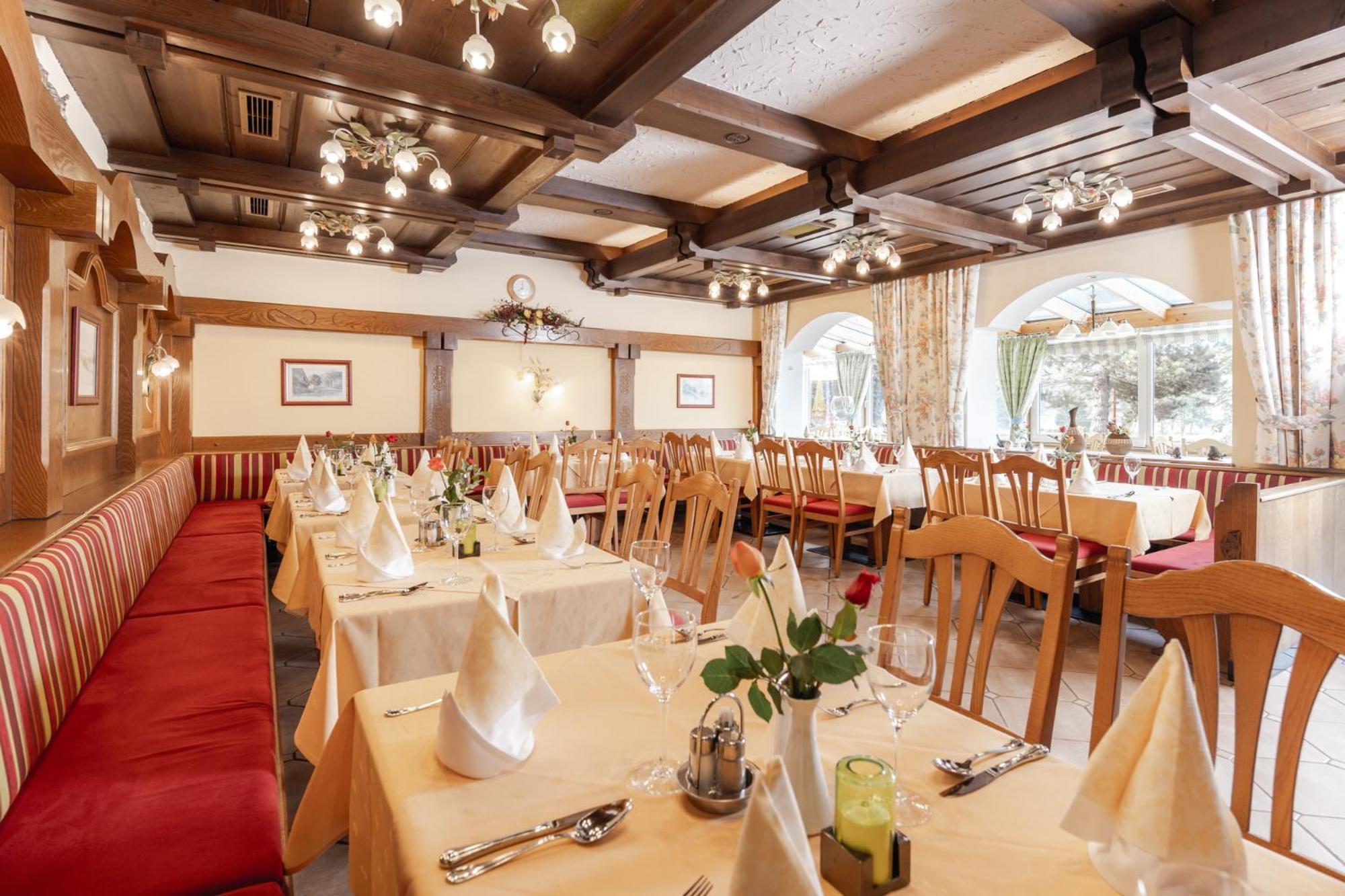 Landhotel Stofflerwirt Sankt Michael im Lungau Bagian luar foto