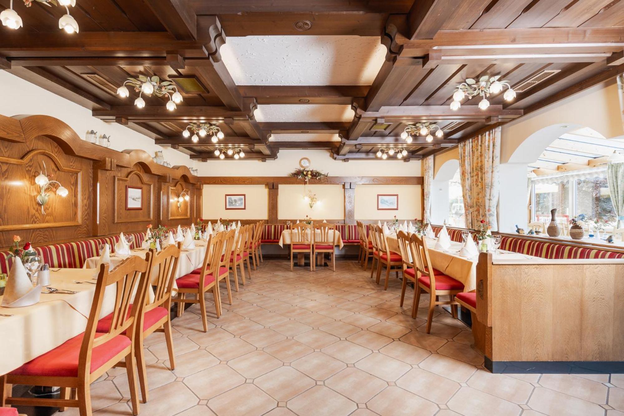 Landhotel Stofflerwirt Sankt Michael im Lungau Bagian luar foto