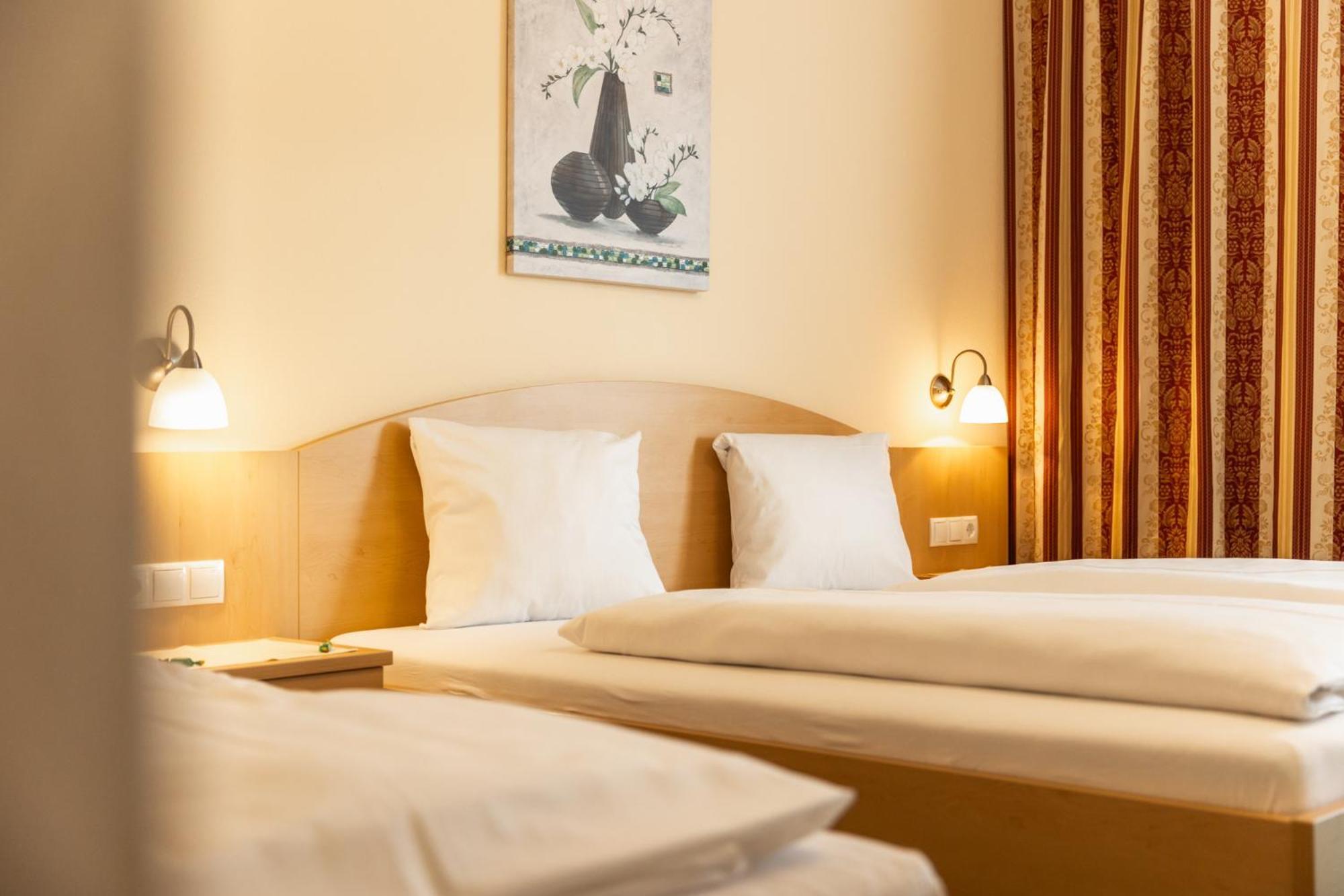 Landhotel Stofflerwirt Sankt Michael im Lungau Bagian luar foto