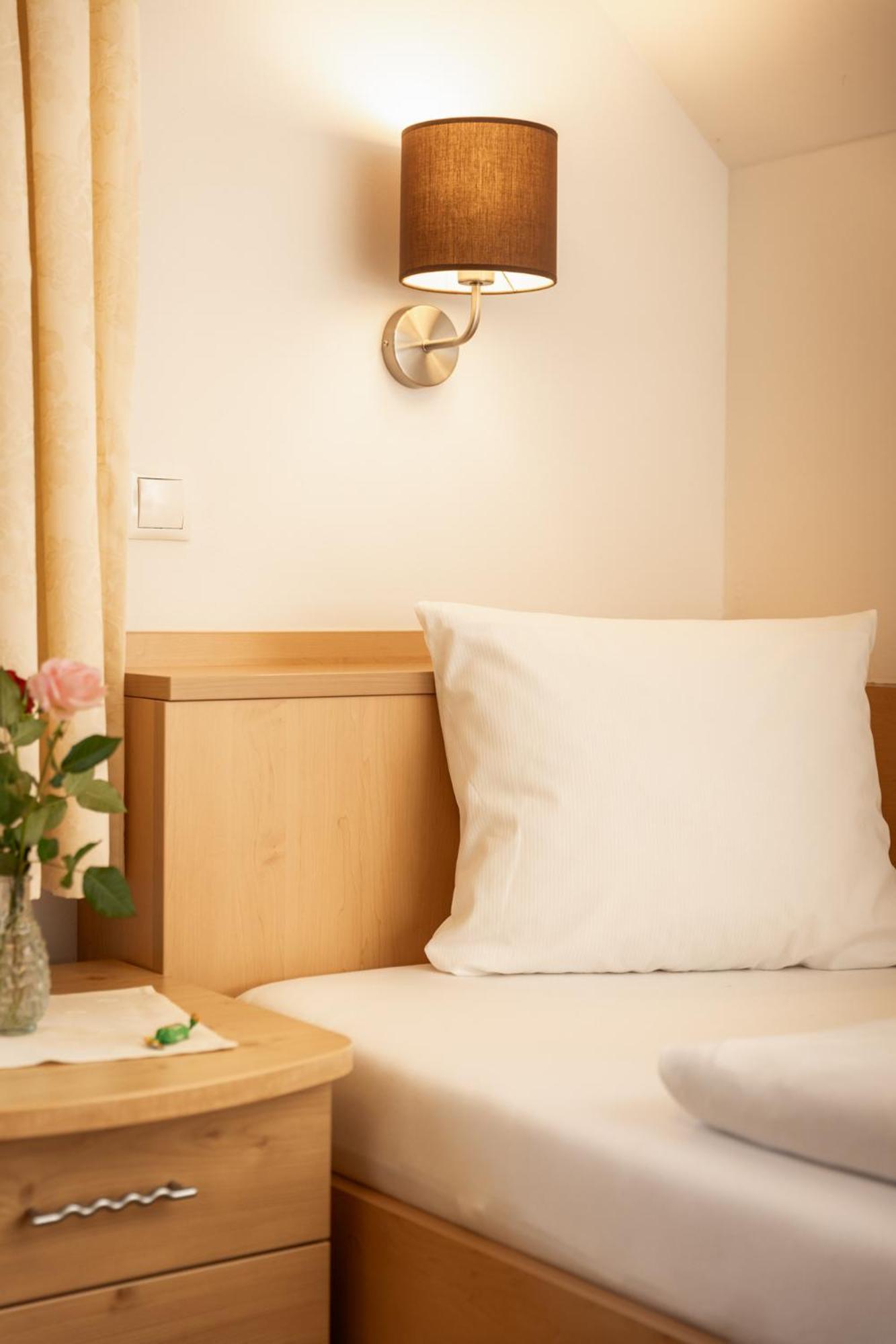 Landhotel Stofflerwirt Sankt Michael im Lungau Bagian luar foto