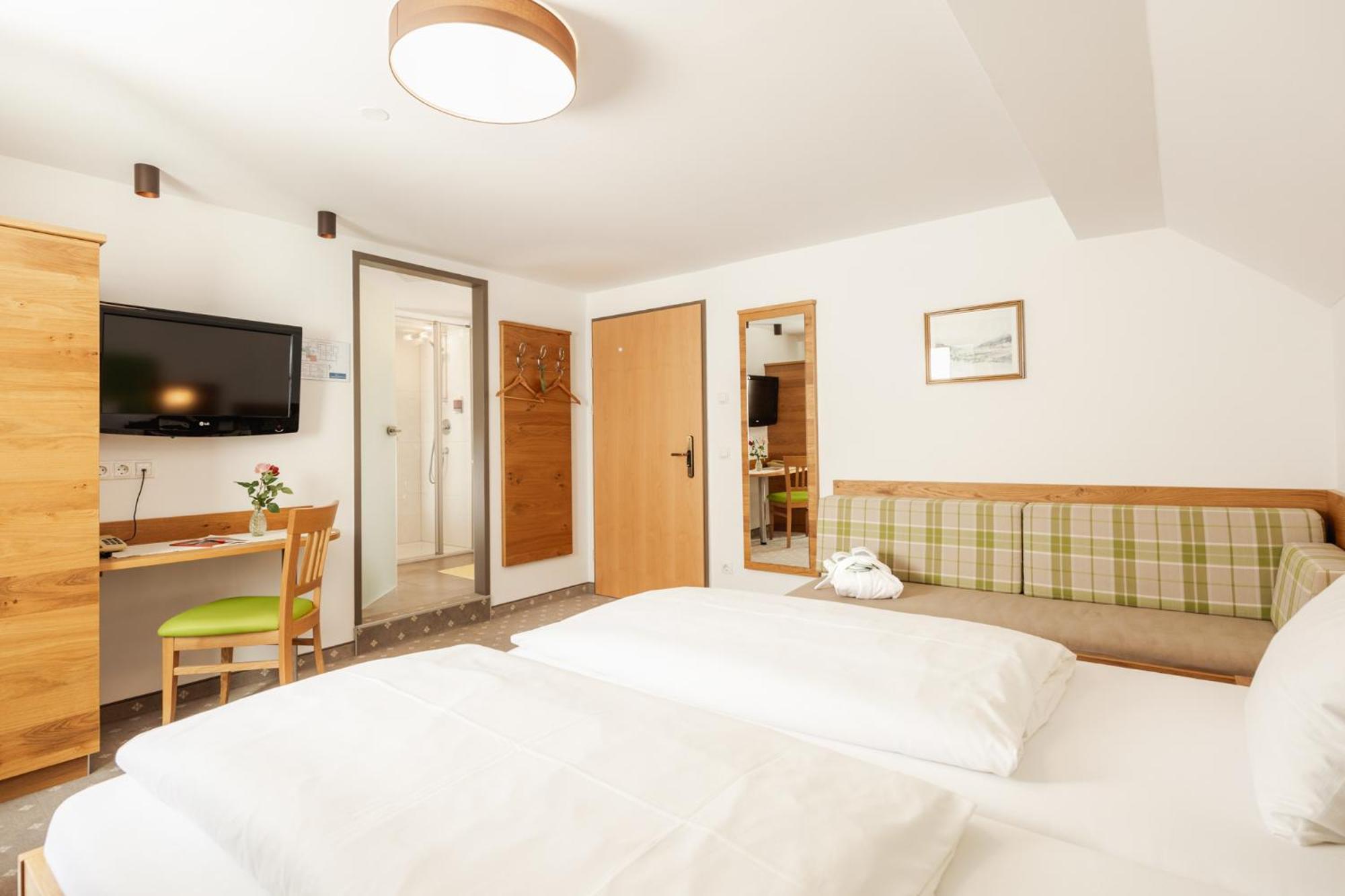 Landhotel Stofflerwirt Sankt Michael im Lungau Bagian luar foto