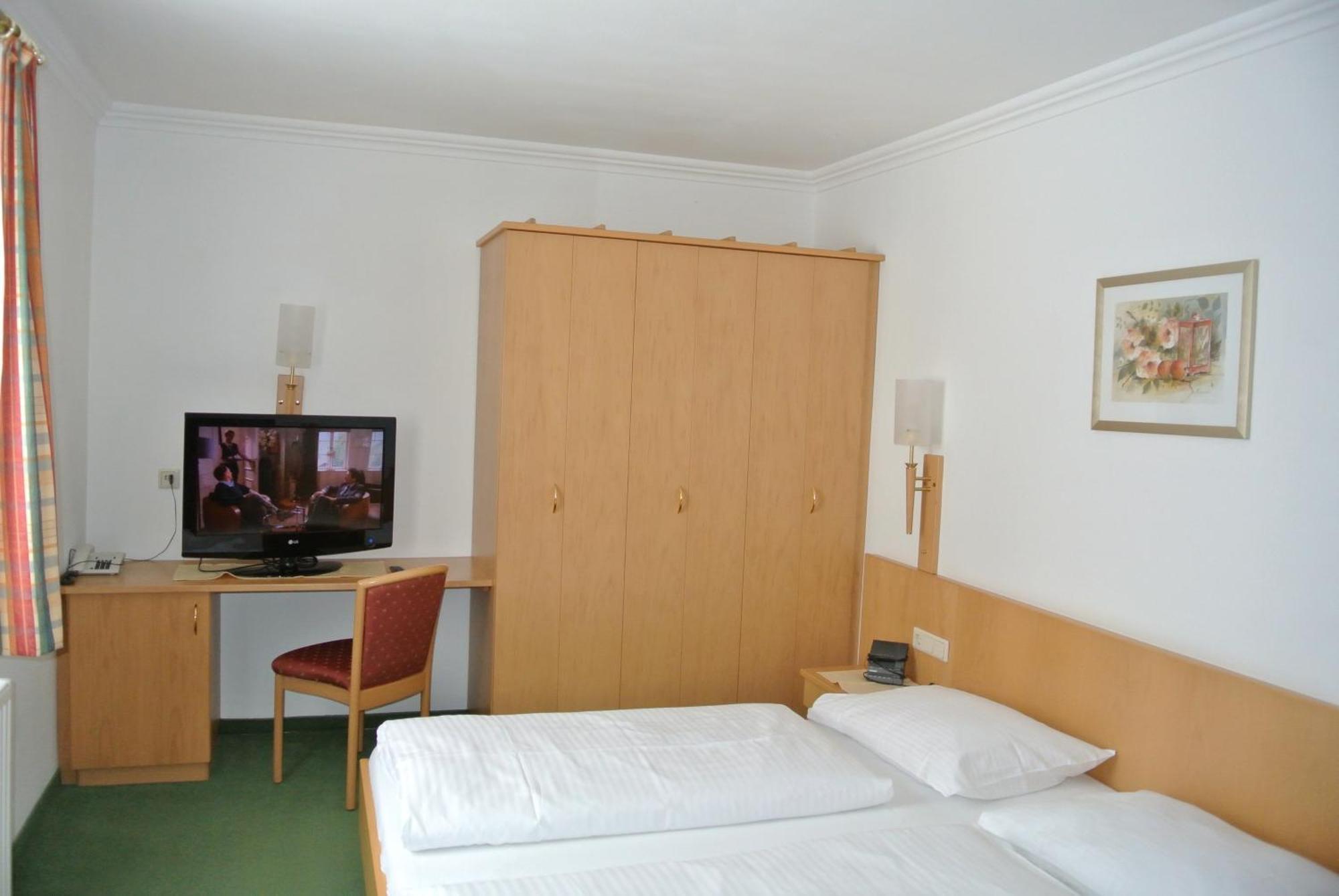 Landhotel Stofflerwirt Sankt Michael im Lungau Bagian luar foto