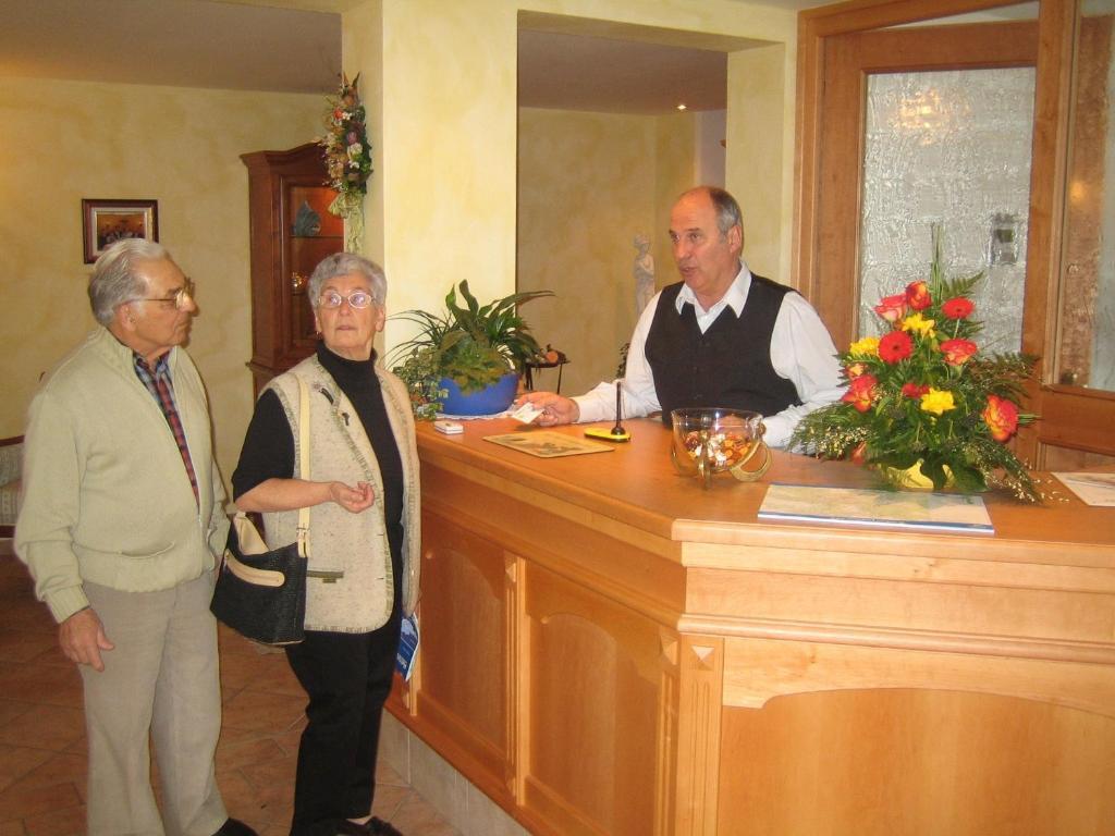 Landhotel Stofflerwirt Sankt Michael im Lungau Bagian luar foto