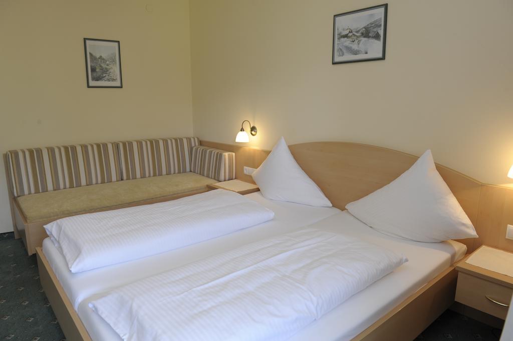 Landhotel Stofflerwirt Sankt Michael im Lungau Ruang foto